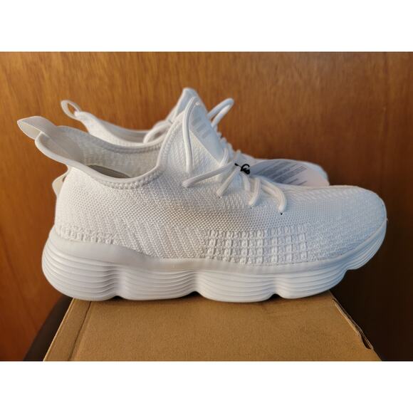 NIB - HUHV Flow 360 Cloud White Bone Running Shoes - M/6 W/9 - Picture 5 of 10